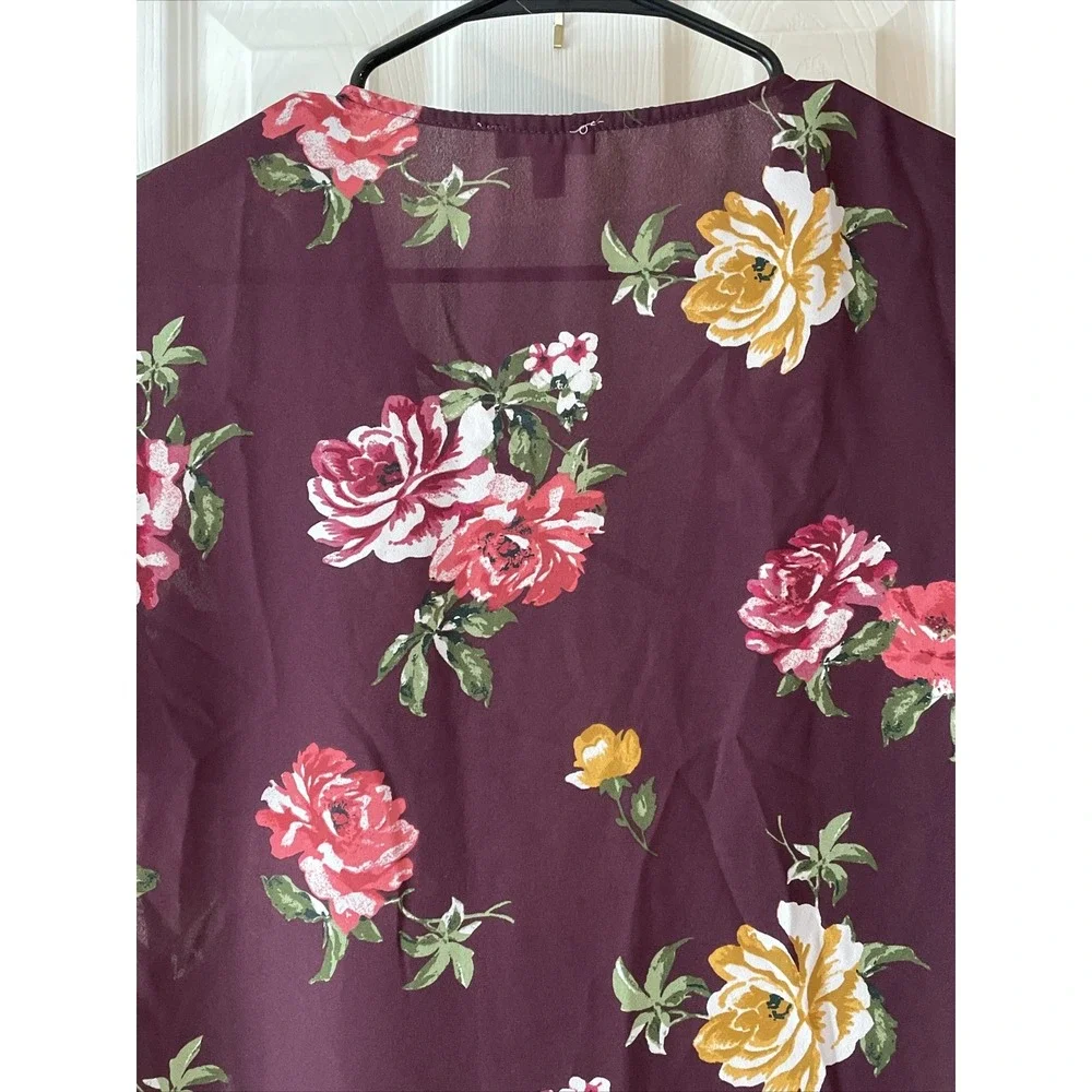 Faux Wrap Top Medium C Floral Purple Blouse Sheer Short Sleeve V-Neck‎ Feminine